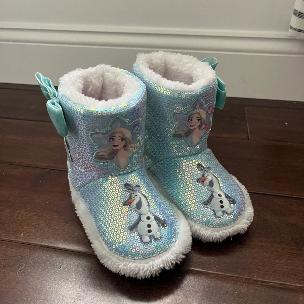 Frozen Themed Sequin slippers